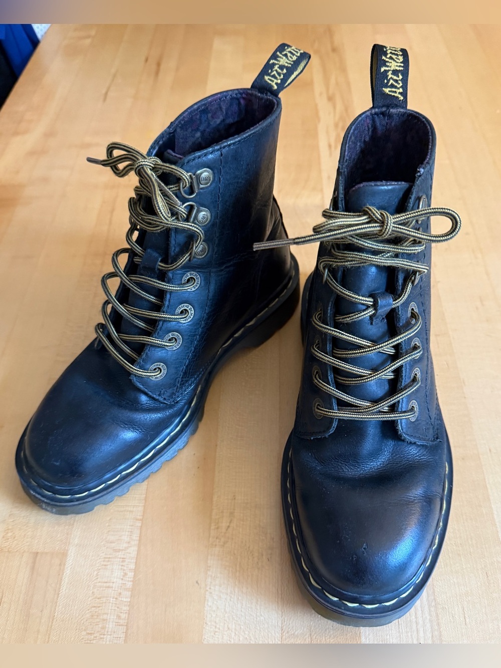 Dr. Martens Luana Leather Boots Black Lace-Up 37 AW004